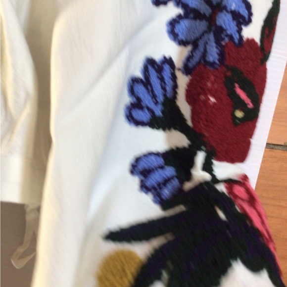 1 left! Rare Free People cropped Embroidered blouse - Picture 11 of 11